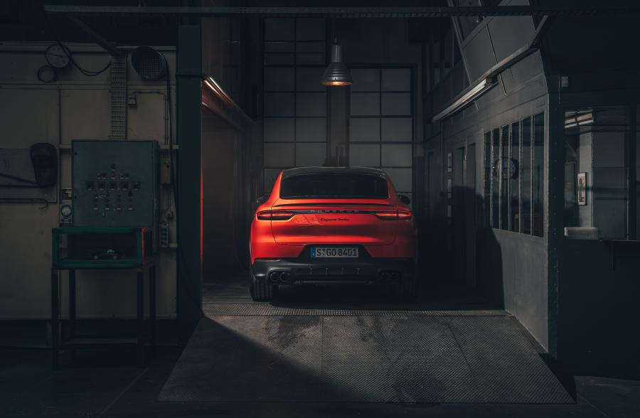  Porsche Cayenne Turbo Coupe 2019 года  (WW) (фото 24 из 44)